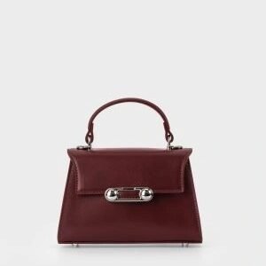 Structured Messenger Shoulder Bag for Travel & Everyday Use